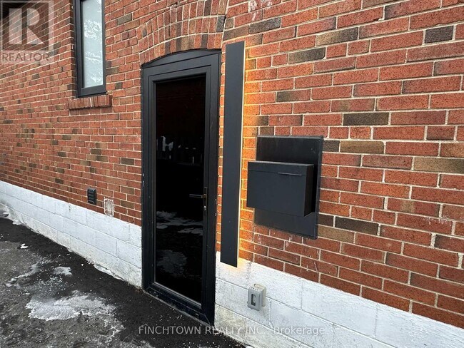 Photo du bâtiment - 8 Yarn Rd