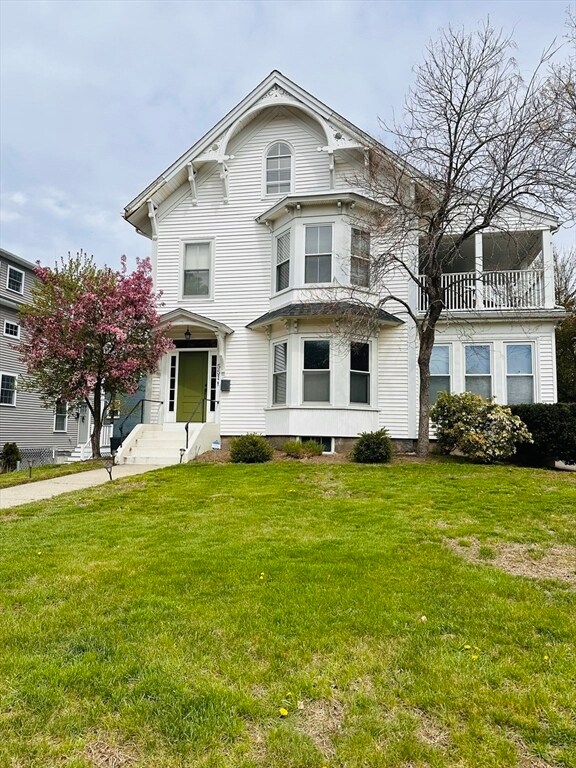 Foto del edificio - 55 W Central St