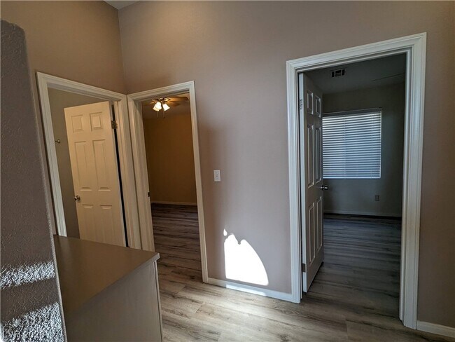 Foto del edificio - 10500 White Heath Ct