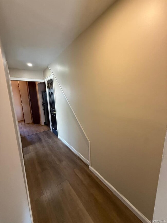 Foto del edificio - 221-29 106th Ave