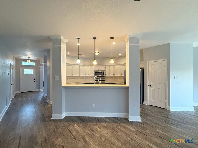 Foto del edificio - 106 Snake Dance Dr