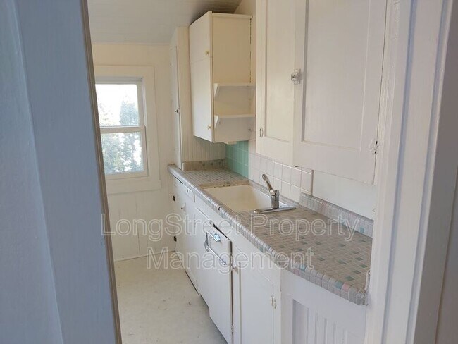 Foto del edificio - 218 NW 21st St