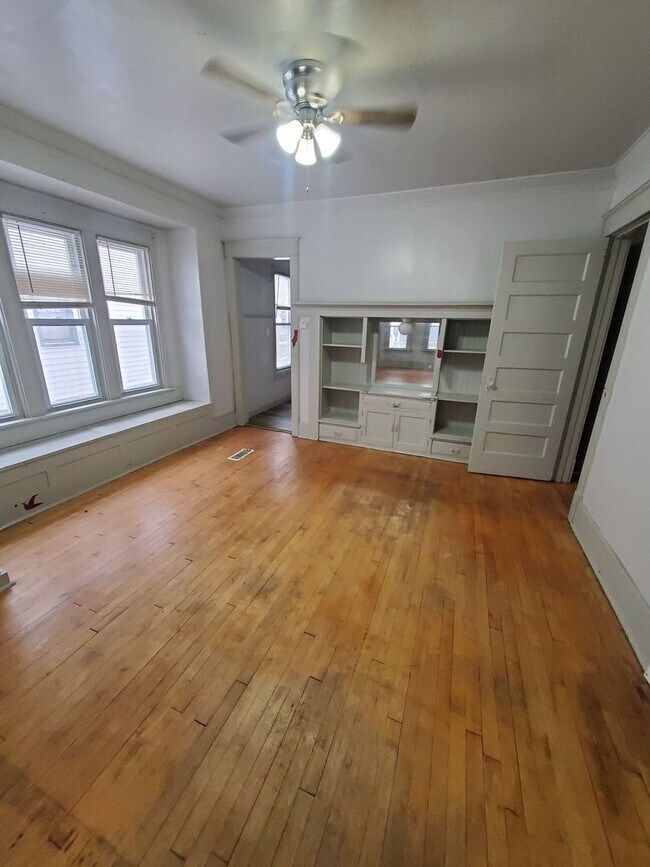 Foto del edificio - 2539-2541 N 44th St. (Duplex)