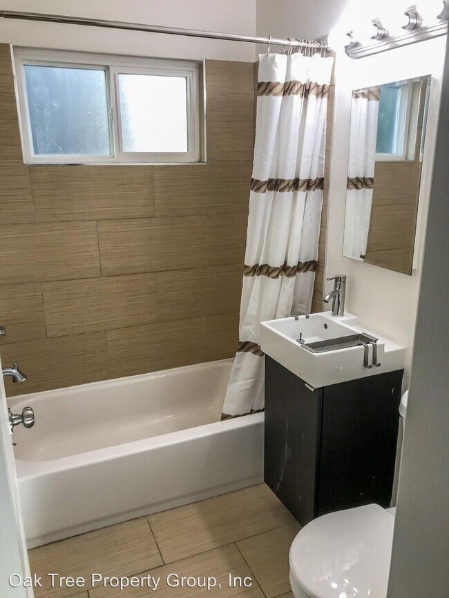 Foto del edificio - 3040 Lynde St