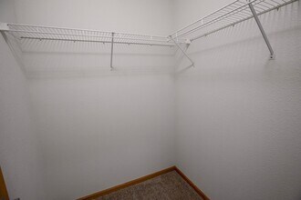 Interior Photo - Granite Shores