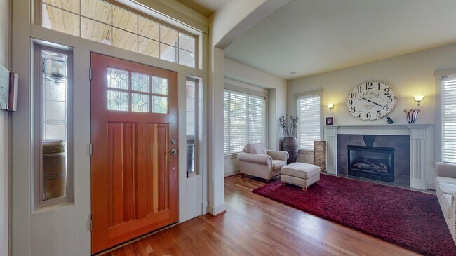 Foto del edificio - 2905 217th Ave Ct E