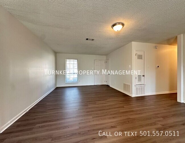 Building Photo - 1809 Lynette Dr