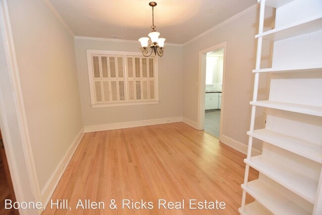 Building Photo - 3 br, 1 bath House - 634 Piedmonth Avenue