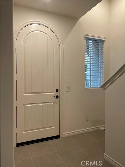 Building Photo - 2424 Villena Way
