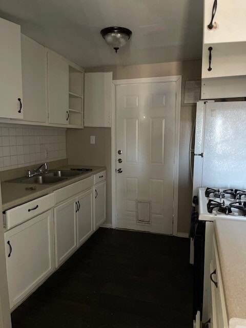 Building Photo - 116 E Stacie Rd