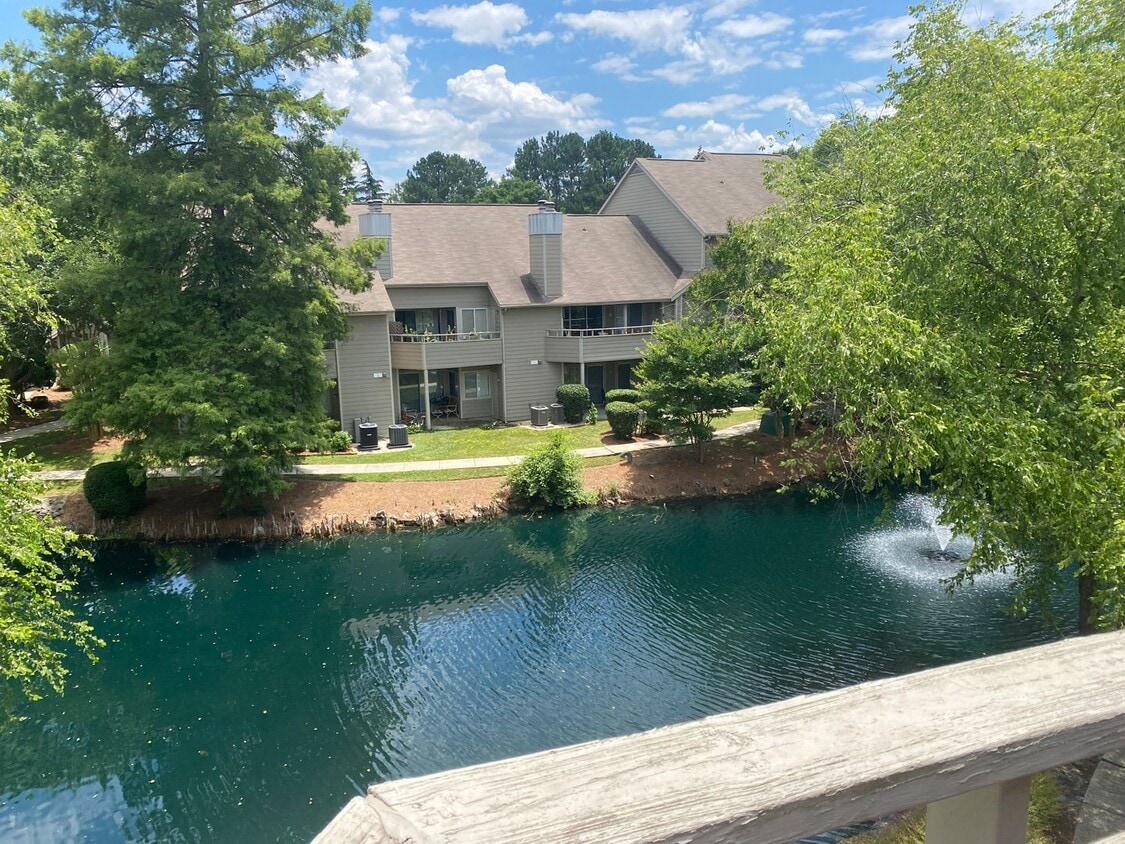 Primary Photo - Beautiful South Charlotte Condo For Rent