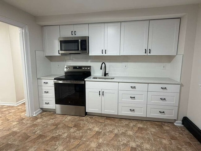 Building Photo - 150 S Harrison St