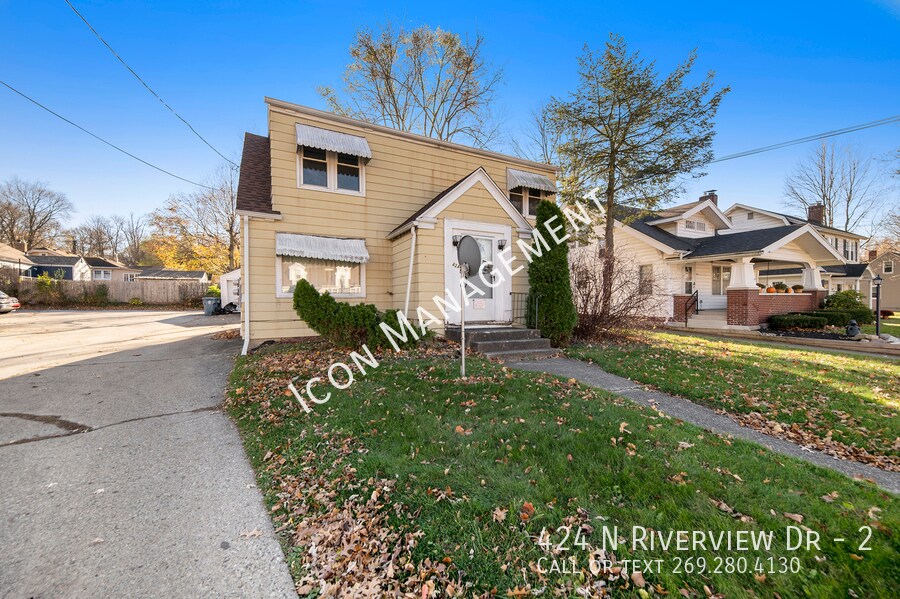 Primary Photo - 424 N Riverview Dr
