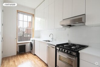 Building Photo - 644 Leonard St