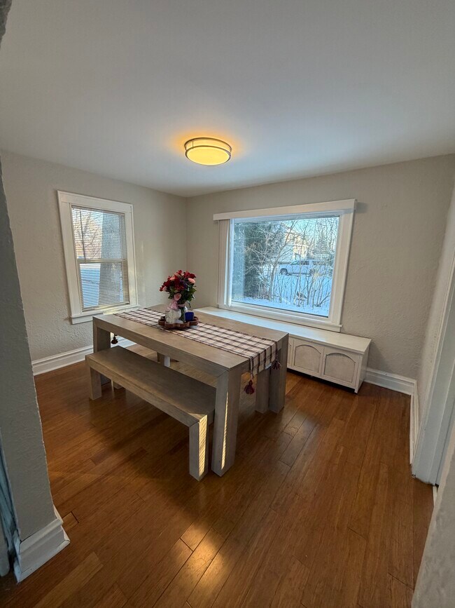 Foto del edificio - 2048 N Sheridan Rd