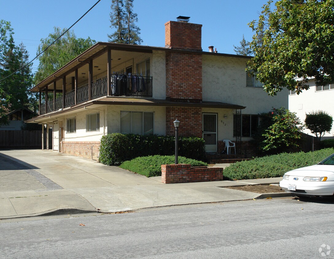 Foto del edificio - 852 Blair Ave