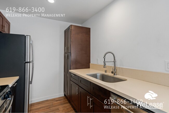 Foto del edificio - 1456 Rosecrans St