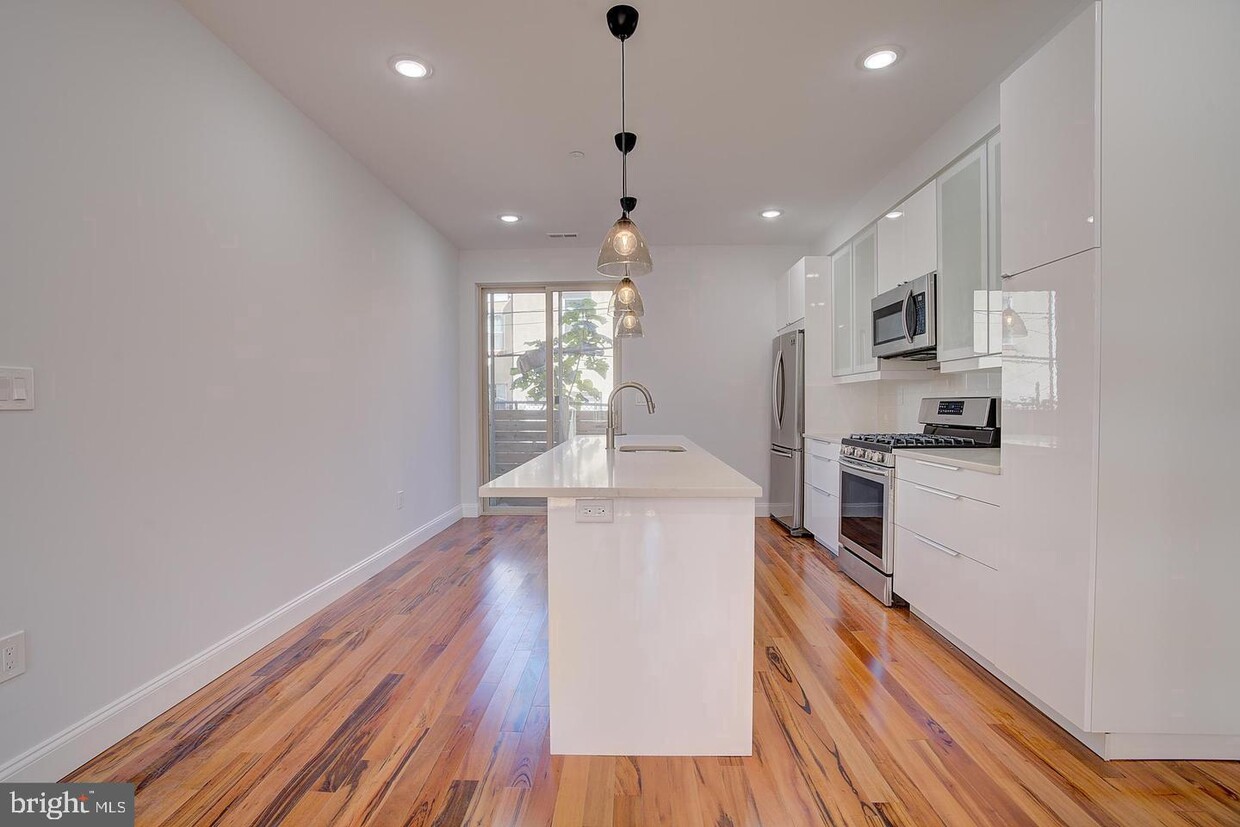 Foto principal - 713 Emily St
