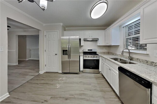 Building Photo - 4244 Akins Ridge Ln