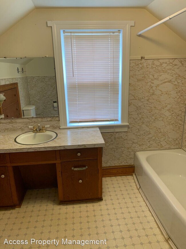 Foto del edificio - 3 br, 2 bath House - 106 E Courthouse Road