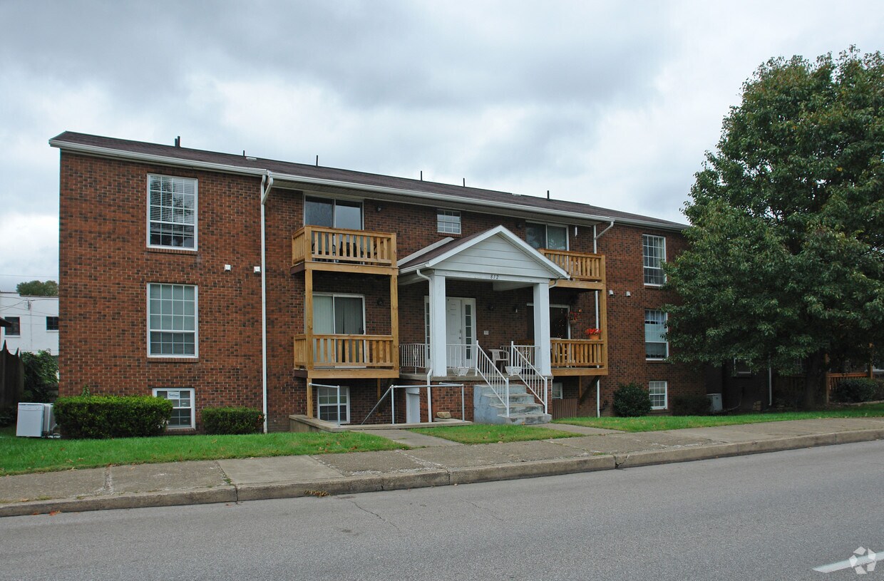 Foto principal - 812 Kanawha Blvd W