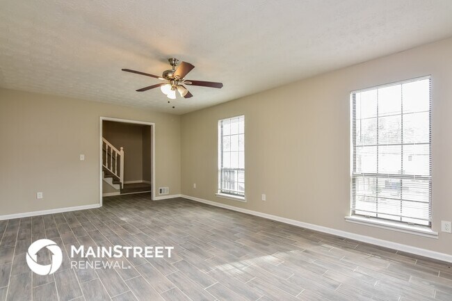 Foto del edificio - 4466 Chartley Pl