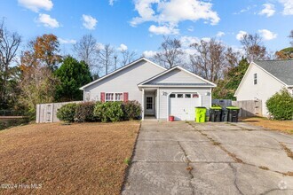 Building Photo - 132 Oakley Dr