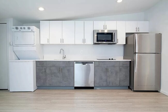 Building Photo - 369 West 36th Street