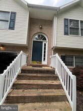 Building Photo - 65 Bentley Dr