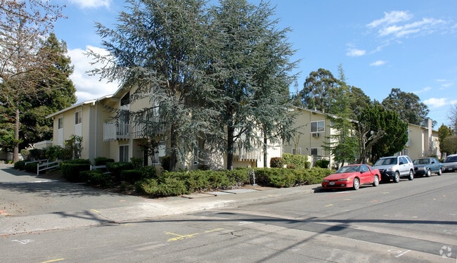 Jack London Townhomes Apartments Santa Rosa Ca Primary Photo Jack London Townhomes