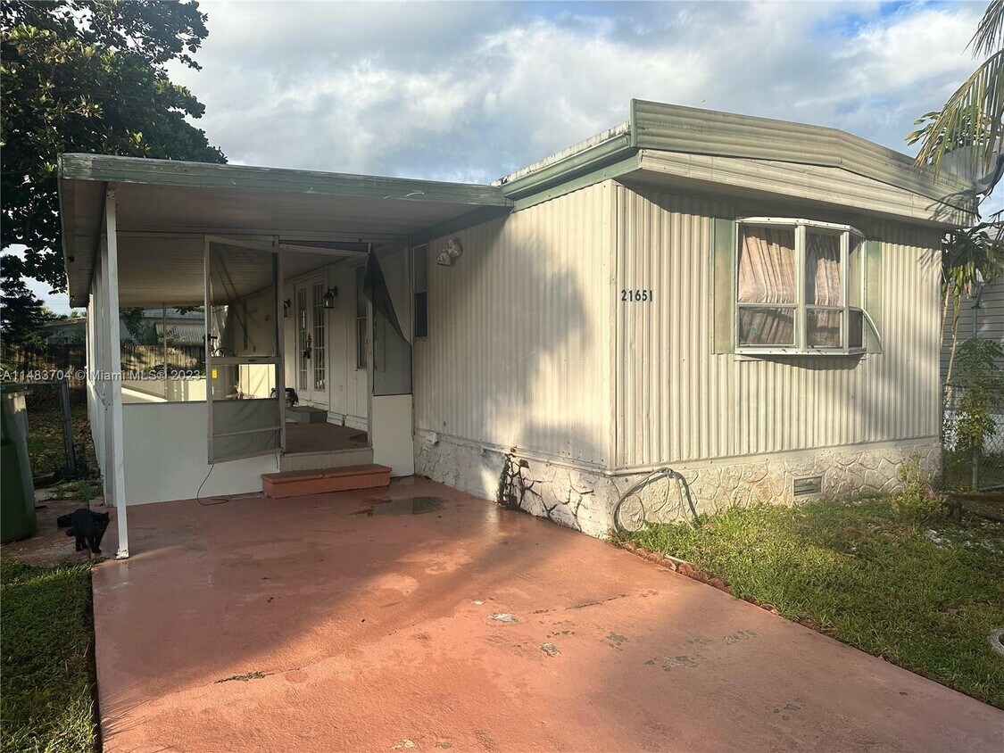 21651 NW 7th Ct, Pembroke Pines, FL 33029 House Rental in Pembroke