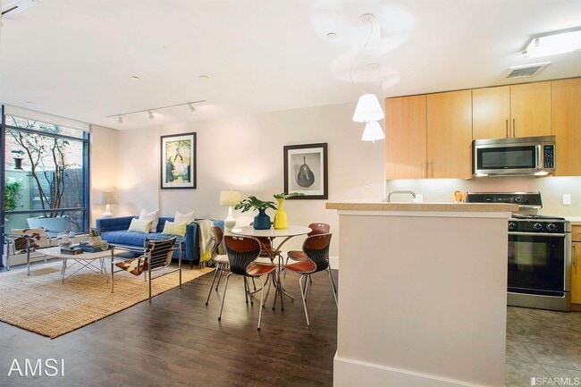 Foto del edificio - 1 br, 2 bath House - 818 Van Ness Ave #204