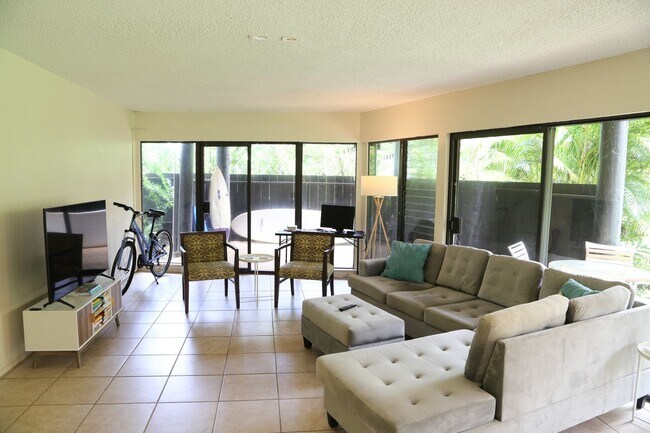 Foto del edificio - Maunakai 7A a furnished 2 bedroom/2 bath, ...