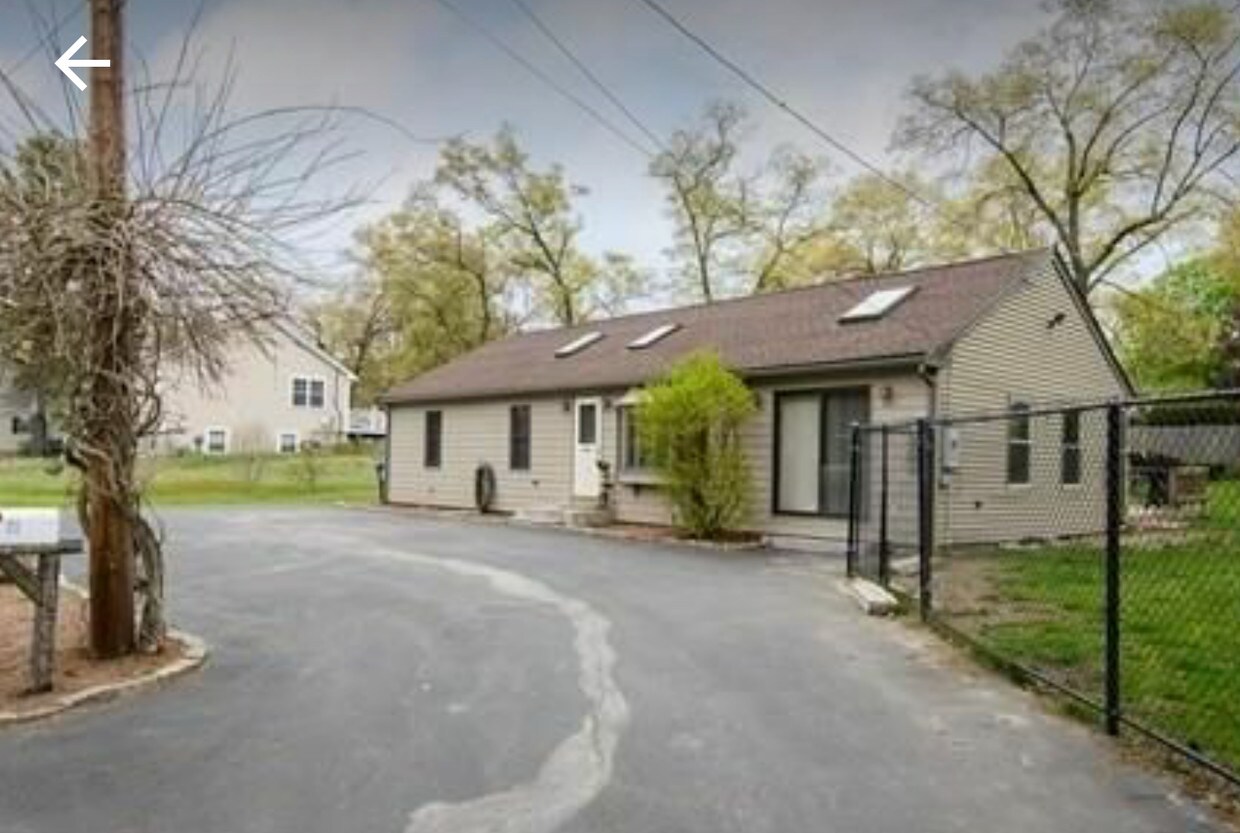 11 King St, Wilmington, MA 01887 House Rental in Wilmington, MA