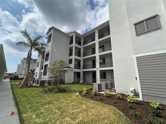 Foto del edificio - 12240 Wellen Golf St