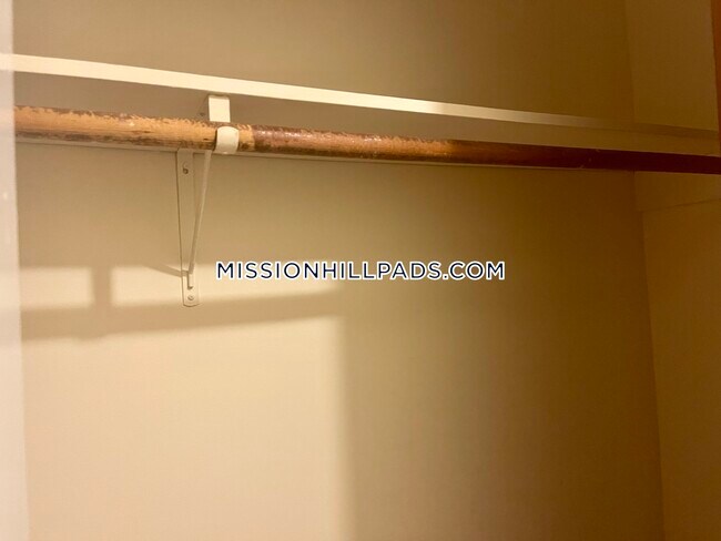 Foto del edificio - 74 S Huntington Ave