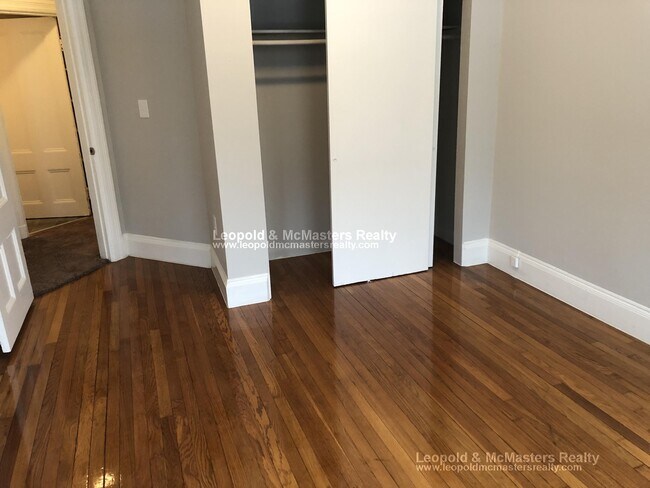 Foto del edificio - 23 Maple St