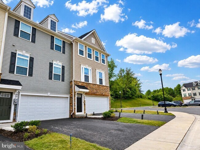 Foto del edificio - 340 Paca Gardens Ln