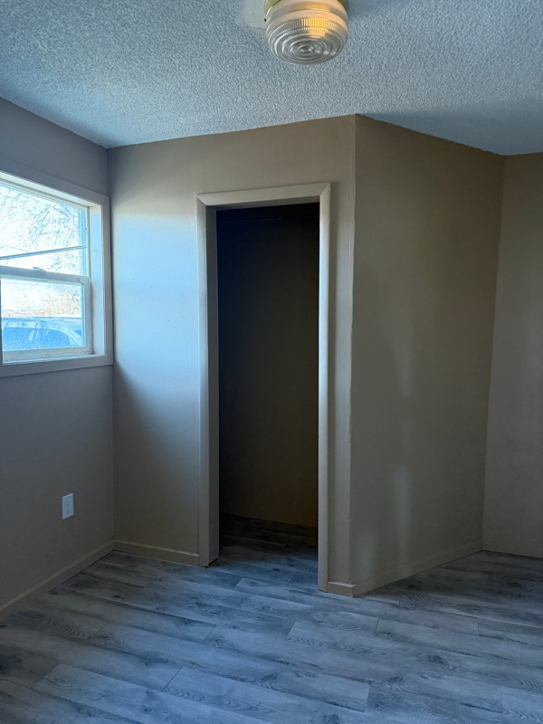 Foto del edificio - 713 S Billings Blvd