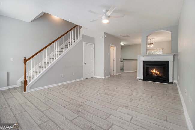 Foto del edificio - 1509 Bayrose Cir