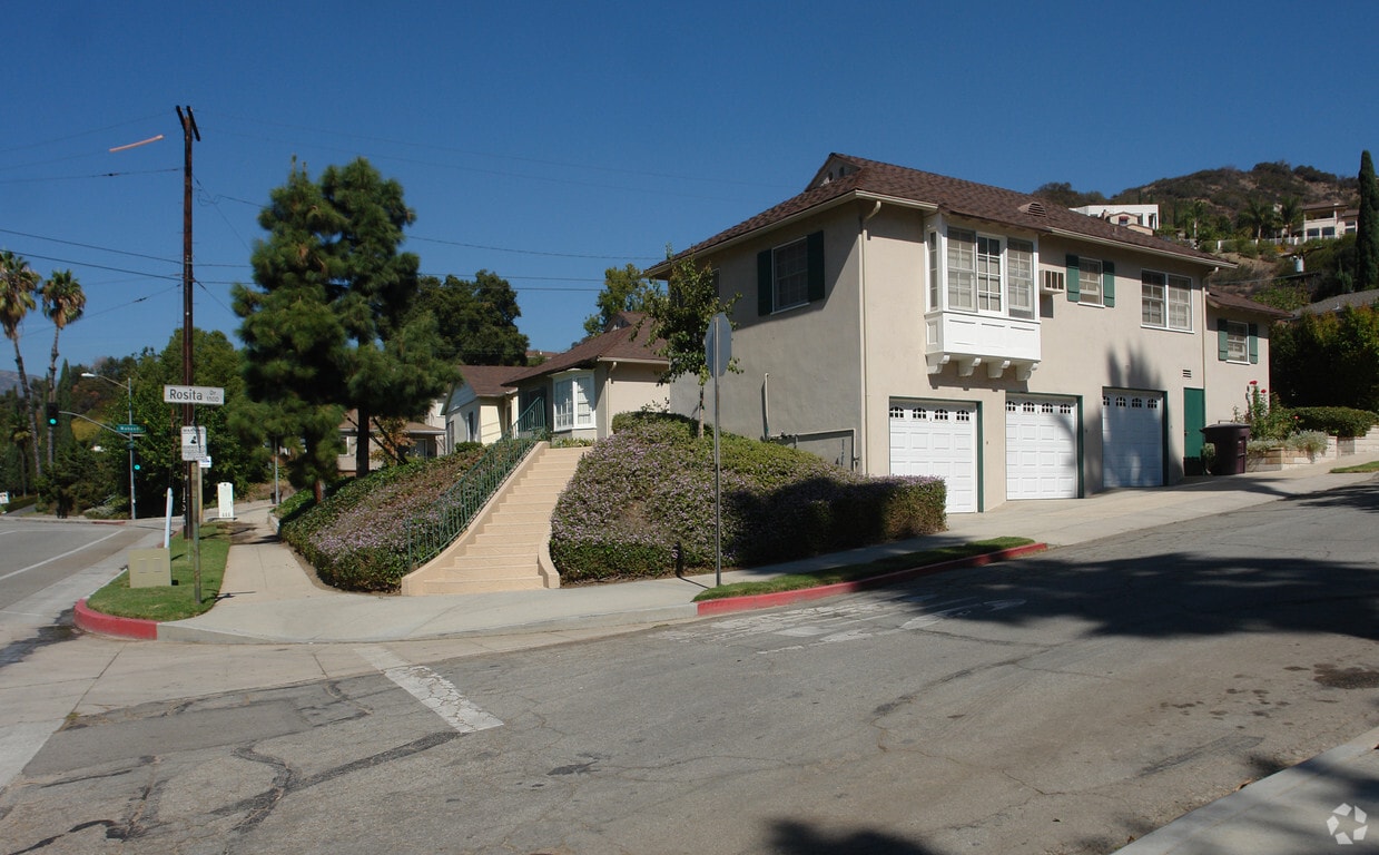 Primary Photo - 2018 Verdugo Rd