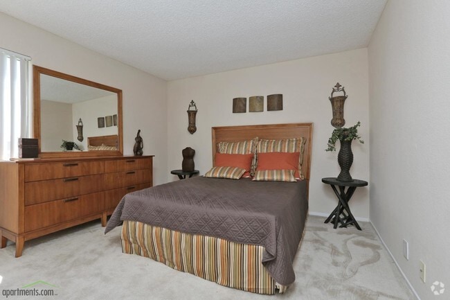 Bedroom - Allanza at The Lakes
