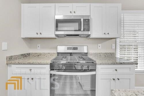 Foto del edificio - 3480 Heatherwood Ct