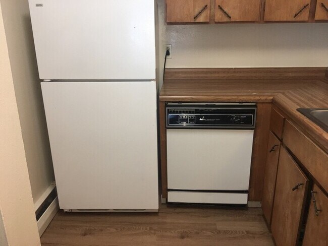 Foto del edificio - NW Reno 2 Bedroom Apartment - It's Purrfect!