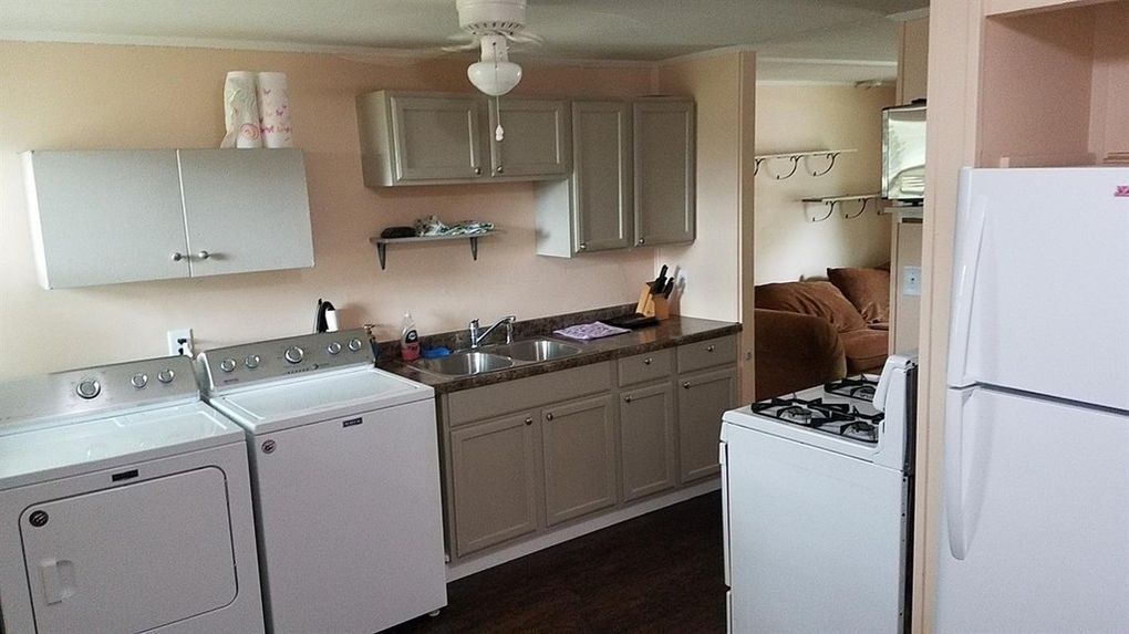 kitchen - 224 Glenview Ave