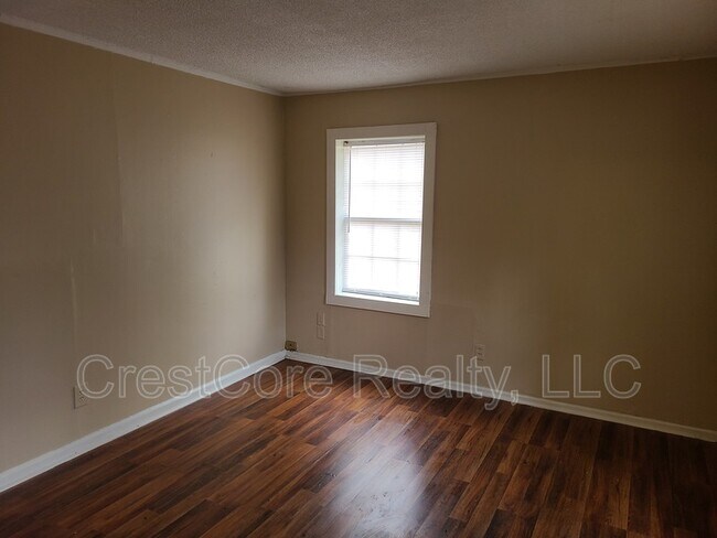 Foto del edificio - 1805 Goodwin Ave
