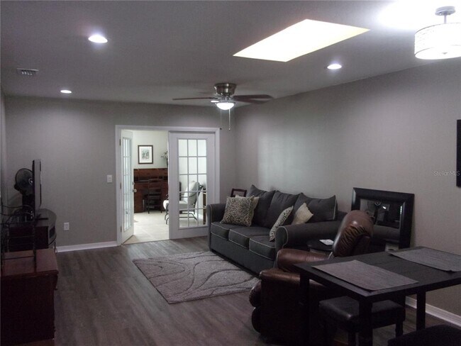 Building Photo - 146 Brigton Ct