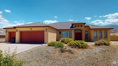 Building Photo - 825 Shiprock