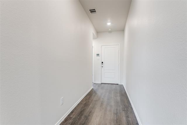 Foto del edificio - 1319 Lowhill Dr