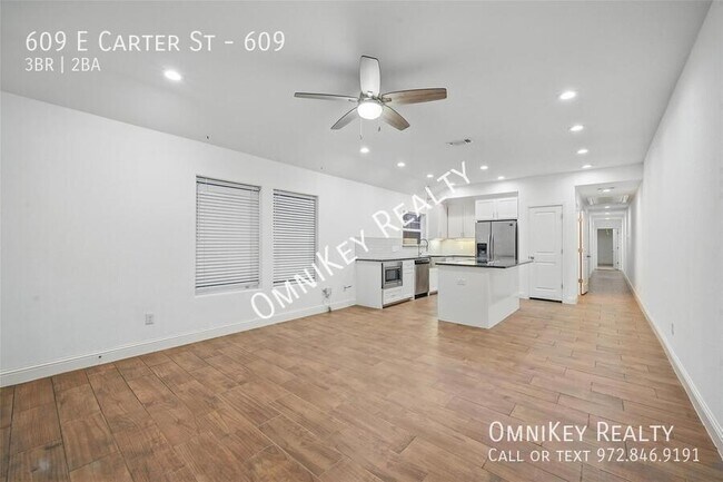 Foto del edificio - 609 E Carter St